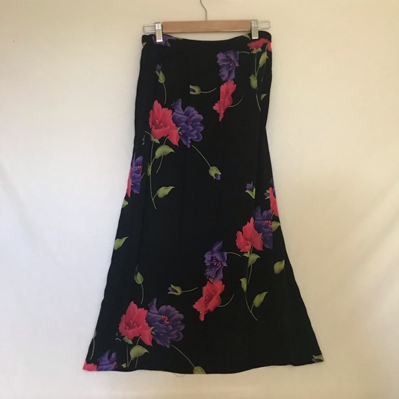 Floral Wrap Skirt - Picture 3 of 7